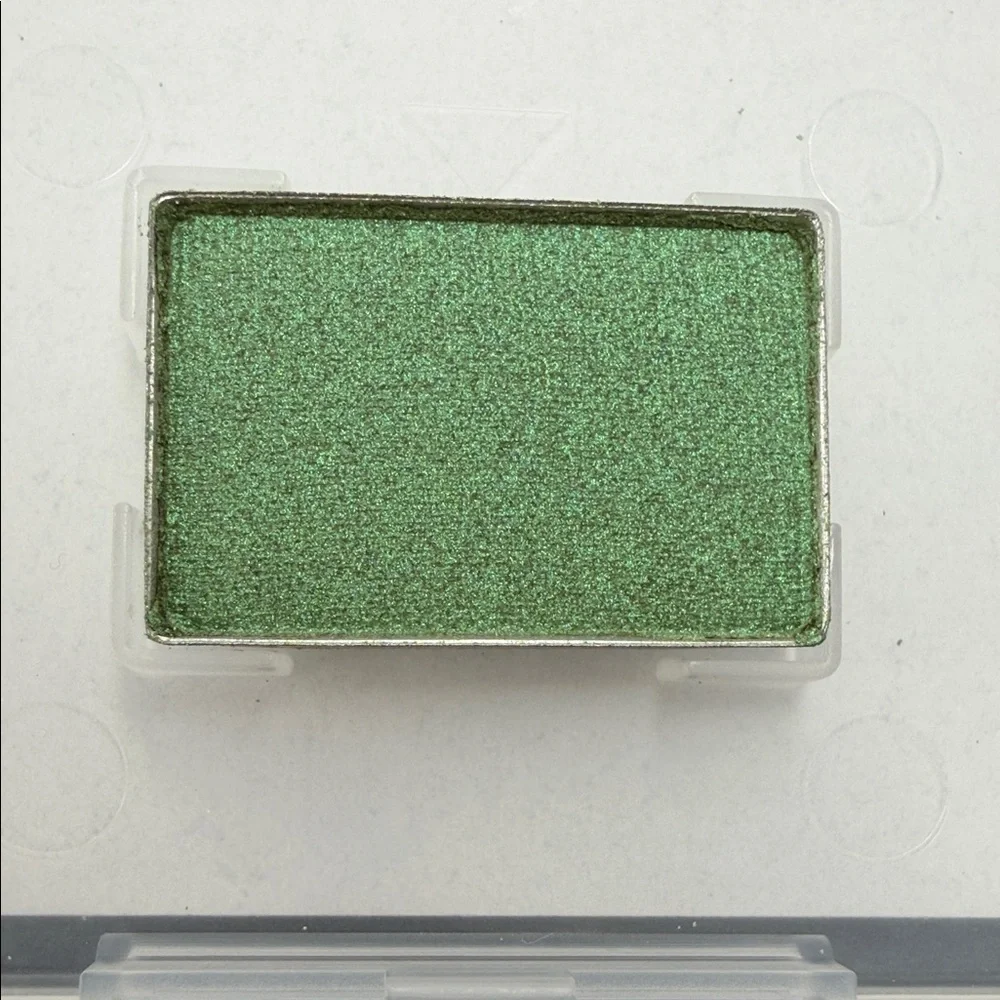 Mary Kay Mineral Eye Color — Emerald Green Shimmer